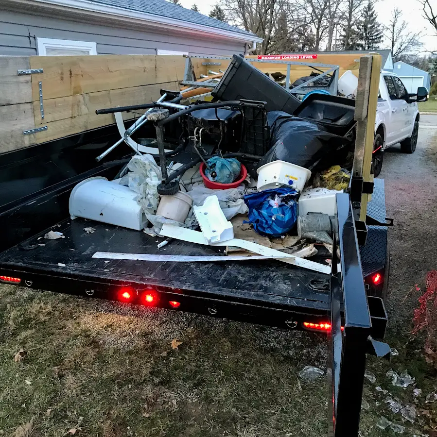 Roll-off dumpster delivered to a residential driveway in Niceville